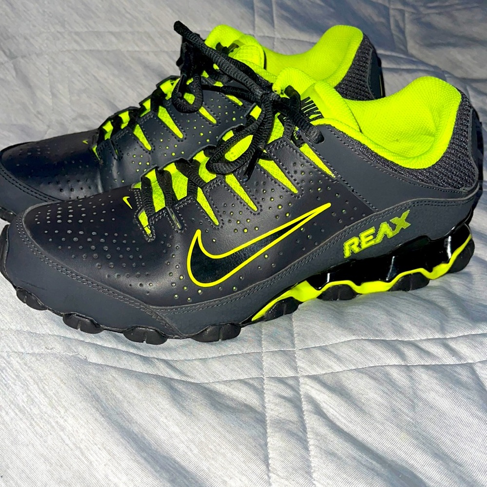 Nike Reax